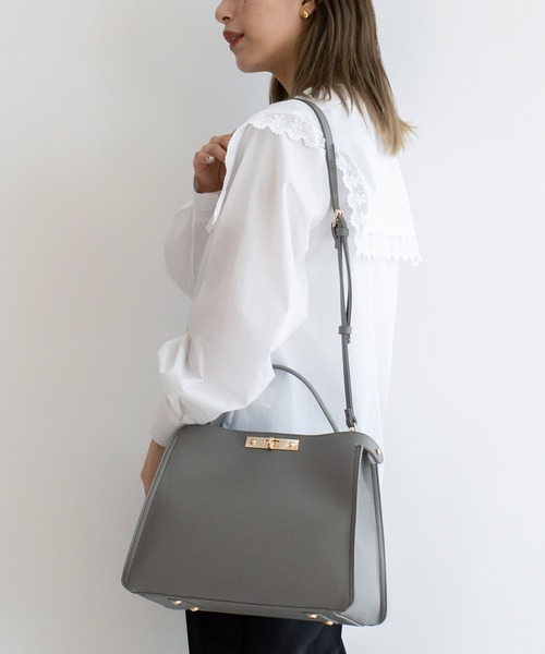 VitaFelice（ヴィータフェリーチェ）の「ワンハンドル2wayショルダーバッグ(M)（ショルダーバッグ・レディース・ブラック/グレー/ホワイト/ベージュ系その他/ベージュ系その他2/ブラック系その他・FREE）」の12枚目の写真