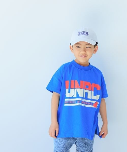 LOWRYS FARM(ローリーズファーム)の「カレッジプリントBIGTシャツ 187710(Tシャツ/カットソー・キッズ・ブルー/グレー/レッド/ピンク/イエロー/ホワイト/チャコールグレー/ブルー系その他/ライトグレー・110cm/120cm/130cm/140cm/150cm)」の5枚目の写真