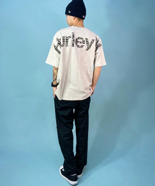 Hurley （ハーレー）の「Hurley/ハーレー ブランドロゴTシャツ バックプリントTee オーバーサイズ /吸汗速乾 クルーネック半袖tシャツ MKT2310024（Tシャツ/カットソー・メンズ・アッシュグレー/チャコールグレー・L/M）」の14枚目の写真
