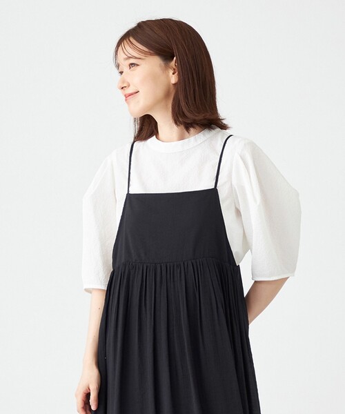SHARE PARK(シェアパーク)の「ソフトタッチタックスリーブブラウス(シャツ/ブラウス・レディース・ブラック系/アイボリー系/ダルブルー系/ピンク系・MEDIUM)」の13枚目の写真