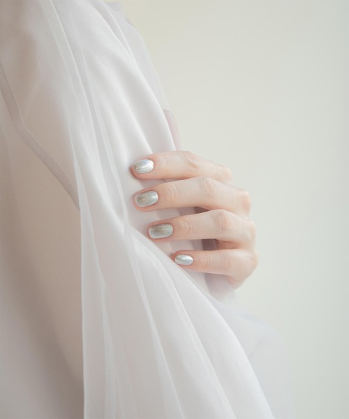 NAILS INC（ネイルズインク）の「REFLECTORS Kings Cross Road（マニキュア/ジェルネイル・レディース・シルバー・FREE）」の5枚目の写真