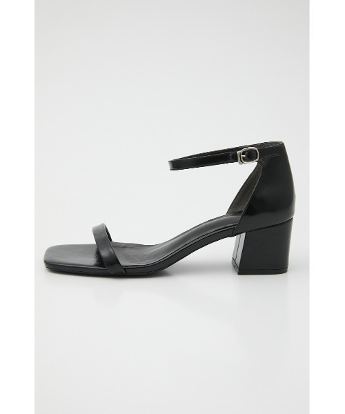 SLY(スライ)の「SIMPLY STRAP SANDAL シンプル ストラップサンダル ローヒール スクエア(サンダル・レディース・ブラック/レッド・SMALL/MEDIUM/LARGE)」の3枚目の写真