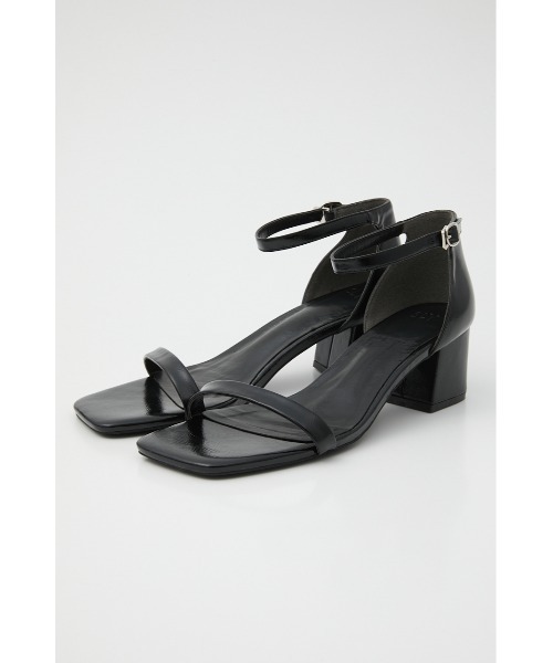 SLY(スライ)の「SIMPLY STRAP SANDAL シンプル ストラップサンダル ローヒール スクエア(サンダル・レディース・ブラック/レッド・SMALL/MEDIUM/LARGE)」の4枚目の写真