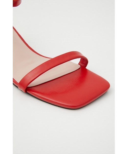 SLY(スライ)の「SIMPLY STRAP SANDAL シンプル ストラップサンダル ローヒール スクエア(サンダル・レディース・ブラック/レッド・SMALL/MEDIUM/LARGE)」の18枚目の写真