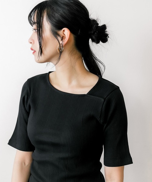atONE(アットワン)の「atONE アシメネックランダムリブカットソー 半袖(Tシャツ/カットソー・レディース・モカ/ホワイト/ブラック/杢グレー・F)」の11枚目の写真