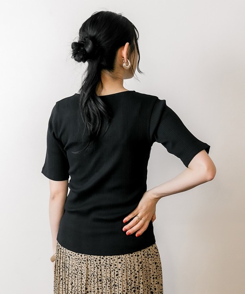 atONE(アットワン)の「atONE アシメネックランダムリブカットソー 半袖(Tシャツ/カットソー・レディース・モカ/ホワイト/ブラック/杢グレー・F)」の13枚目の写真
