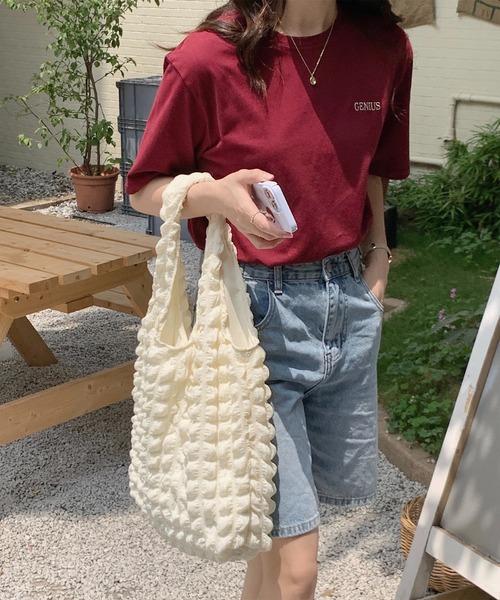 Chaco closet（チャコ クローゼット）の「ぽこぽこワッフルトートバッグ（トートバッグ・レディース・ブルー/ピンク/イエロー/ホワイト/ブラック・FREE）」の9枚目の写真