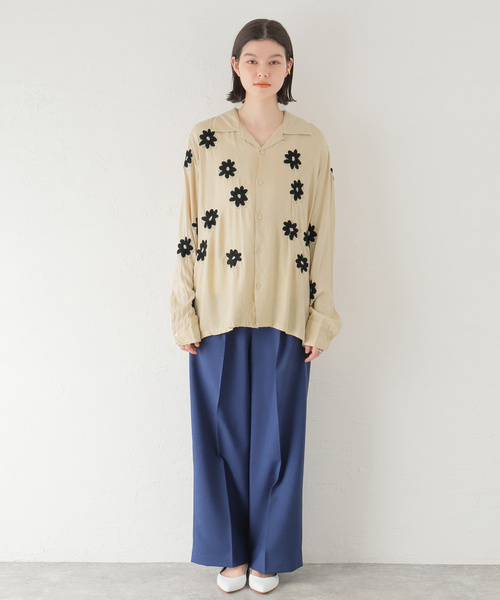 NOMA t.d.（ノーマティーディー）の「【NOMA t.d./ノーマティーディー】Floral Hand EmbroideryShirt：シャツ（シャツ/ブラウス・レディース・ベージュ・LARGE）」の4枚目の写真