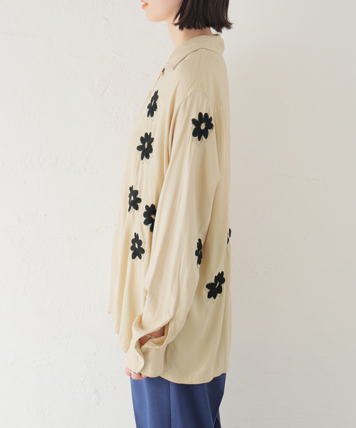 NOMA t.d.（ノーマティーディー）の「【NOMA t.d./ノーマティーディー】Floral Hand EmbroideryShirt：シャツ（シャツ/ブラウス・レディース・ベージュ・LARGE）」の10枚目の写真
