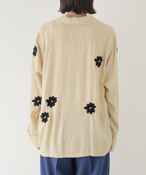 NOMA t.d.（ノーマティーディー）の「【NOMA t.d./ノーマティーディー】Floral Hand EmbroideryShirt：シャツ（シャツ/ブラウス・レディース・ベージュ・LARGE）」の18枚目の写真