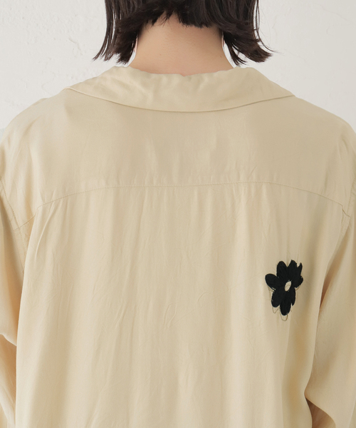 NOMA t.d.（ノーマティーディー）の「【NOMA t.d./ノーマティーディー】Floral Hand EmbroideryShirt：シャツ（シャツ/ブラウス・レディース・ベージュ・LARGE）」の16枚目の写真