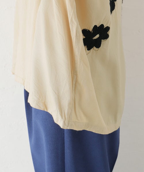 NOMA t.d.（ノーマティーディー）の「【NOMA t.d./ノーマティーディー】Floral Hand EmbroideryShirt：シャツ（シャツ/ブラウス・レディース・ベージュ・LARGE）」の11枚目の写真