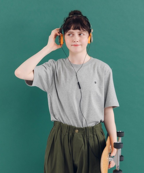 MUHET(ミュエータ)の「アソートシンプルロゴTシャツ(Tシャツ/カットソー・レディース・ホワイト/ホワイト系その他/ネイビー/グレー/グレー系その他/その他・SMALL/MEDIUM/LARGE)」の2枚目の写真