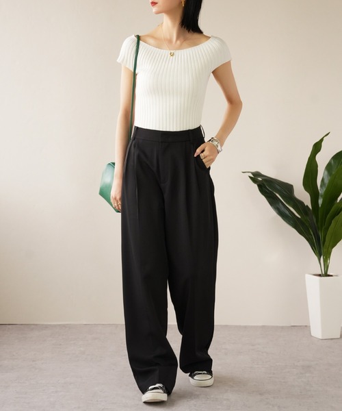 IAMUSE(アイアミューズ)の「デコルテボートネックトップス S0967【IAMUSE】(Tシャツ/カットソー・レディース・グレイッシュベージュ/アイボリー/ブラック・FREE)」の14枚目の写真