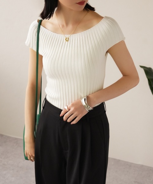 IAMUSE(アイアミューズ)の「デコルテボートネックトップス S0967【IAMUSE】(Tシャツ/カットソー・レディース・グレイッシュベージュ/アイボリー/ブラック・FREE)」の12枚目の写真