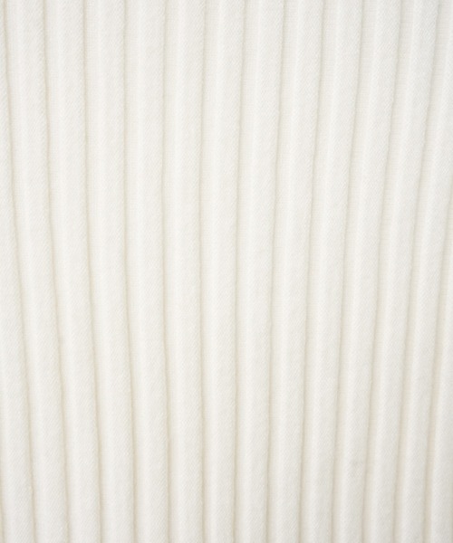 IAMUSE(アイアミューズ)の「デコルテボートネックトップス S0967【IAMUSE】(Tシャツ/カットソー・レディース・グレイッシュベージュ/アイボリー/ブラック・FREE)」の5枚目の写真