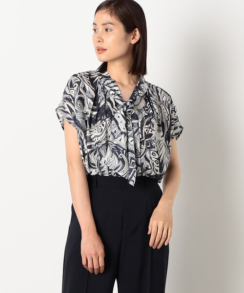 COMME CA ISM(コムサイズム)の「ボウタイ ブラウス(シャツ/ブラウス・レディース・ブラック・MEDIUM/LARGE)」の1枚目の写真