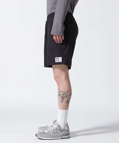 DENHAM(デンハム)の「DENHAM x ATHLETA/デンハム×アスレタ/COLLABORATION ATDH BELO SHORTS(その他パンツ・メンズ・ブラック・SMALL/MEDIUM/LARGE/X-LARGE)」の13枚目の写真