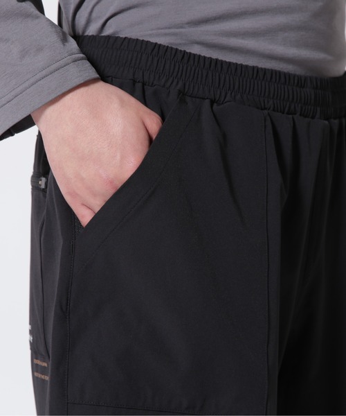 DENHAM(デンハム)の「DENHAM x ATHLETA/デンハム×アスレタ/COLLABORATION ATDH BELO SHORTS(その他パンツ・メンズ・ブラック・SMALL/MEDIUM/LARGE/X-LARGE)」の16枚目の写真