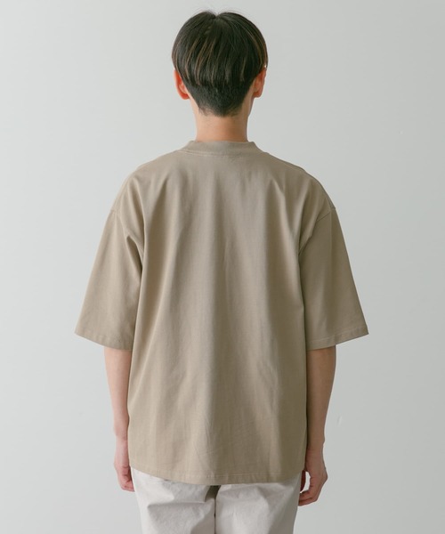 URBAN RESEARCH DOORS（アーバンリサーチドアーズ）の「モックネックショートスリーブタフTシャツ（Tシャツ/カットソー・メンズ・ネイビー/ベージュ/ホワイト・MEDIUM/LARGE）」の5枚目の写真