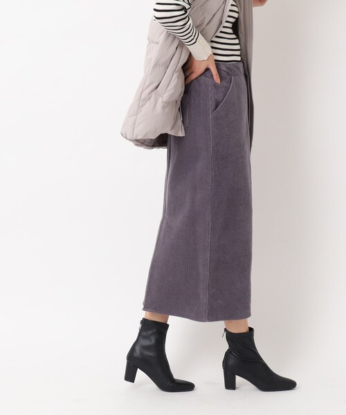 SHOO・LA・RUE（シューラルー）の「◆大人世代の コーデュロイ ナロースカート（スカート・レディース・チャコールグレー/アイボリー/キャメル・02/03/04）」の13枚目の写真