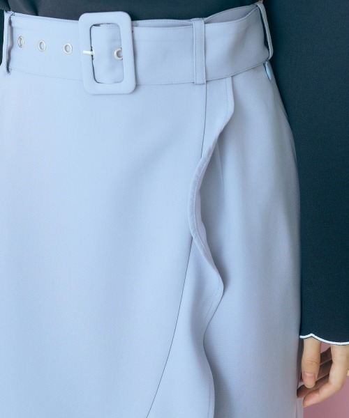 marun（マルン）の「＜大きいサイズ＞　ベルト付きフリルデザインスカート marun（スカート・レディース・ブラウン/サックスブルー・4L/5L/L/3L/LL）」の14枚目の写真