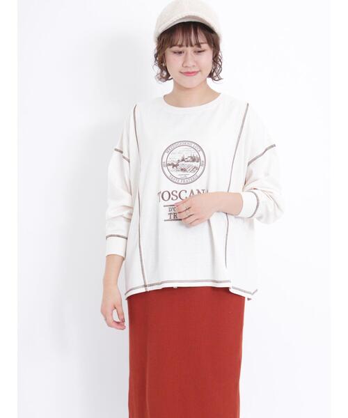 Samansa Mos2（サマンサ モスモス）の「アウトステッチロゴTシャツ（Tシャツ/カットソー・レディース・オフホワイト/チャコールグレー/シルバーグレー・F）」の2枚目の写真