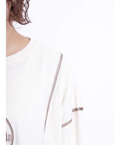 Samansa Mos2（サマンサ モスモス）の「アウトステッチロゴTシャツ（Tシャツ/カットソー・レディース・オフホワイト/チャコールグレー/シルバーグレー・F）」の13枚目の写真