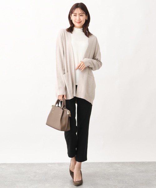 OFUON le MK（オフオンルエムケー）の「シアータートルネックカットソー/洗える（Tシャツ/カットソー・レディース・アイボリー/ブラック/ライトブルー・38）」の9枚目の写真