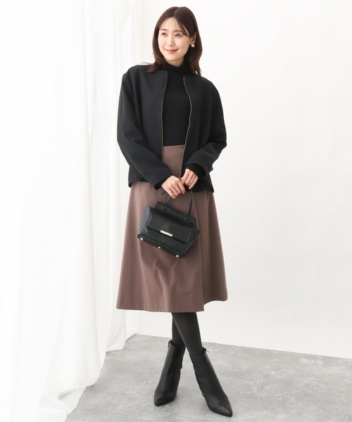 OFUON le MK（オフオンルエムケー）の「シアータートルネックカットソー/洗える（Tシャツ/カットソー・レディース・アイボリー/ブラック/ライトブルー・38）」の6枚目の写真