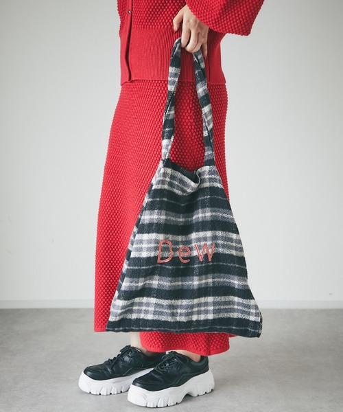 un dix cors（アンディコール）の「jou jou lier/起毛仕切りロゴトート（トートバッグ・レディース・アイボリー/ブラック/チャコールグレー・FREE）」の4枚目の写真