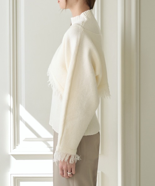 UNE MANSION(ユヌマンション)の「ハーフタートルネックリブニットキャミソール&オフショルダーニットボレロSET(セットアップ・レディース・ベージュ/アイボリー/ブラック/カーキ・FREE)」の11枚目の写真