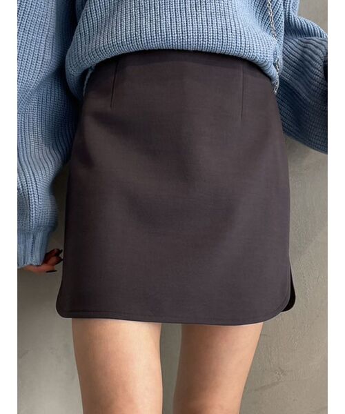 EMODA（エモダ）の「ストレッチカーブミニスカート（スカート・レディース・グレー/ブラック/ベージュ・FREE）」の4枚目の写真