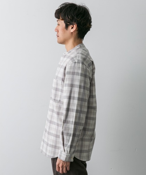 URBAN RESEARCH DOORS(アーバンリサーチドアーズ)の「『UR TECH』ネルバンドカラーシャツ(シャツ/ブラウス・メンズ・ベージュ系その他/グレー系その他/ブラウン系その他/ブルー・MEDIUM/LARGE)」の22枚目の写真