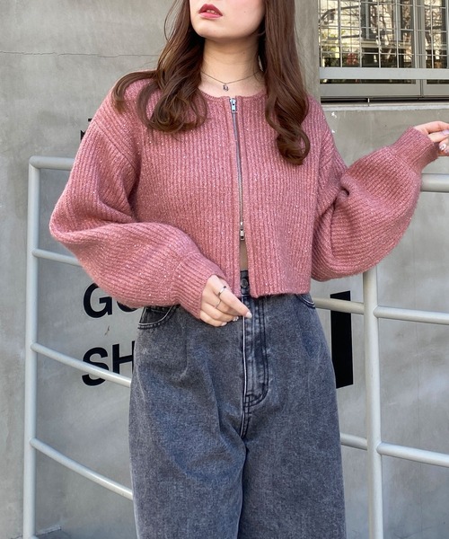 INGNI(イング)の「ラメスパンコールフロントジップニットカーディガン(カーディガン/ボレロ・レディース・ピンク/アイボリー/グレー・M)」の14枚目の写真