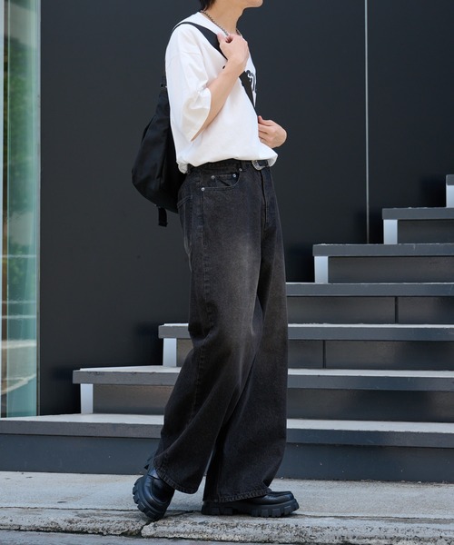 COLONY 2139（コロニートゥーワンスリーナイン）の「ワイドストレートデニム（デニムパンツ・メンズ・ブラック/サックスブルー/ブラック系その他/ブルー/インディゴブルー・MEDIUM/LARGE/SMALL）」の16枚目の写真