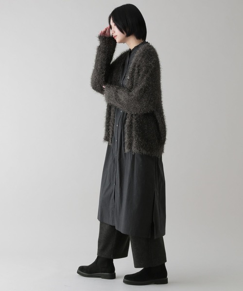 studio CLIP（スタディオクリップ）の「《natural by clip》3ゲージ フェザーヤーンVネックカーディガン（カーディガン/ボレロ・レディース・グレー/チャコール・FREE）」の7枚目の写真