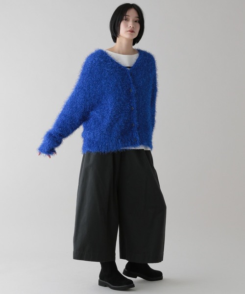 studio CLIP（スタディオクリップ）の「《natural by clip》3ゲージ フェザーヤーンVネックカーディガン（カーディガン/ボレロ・レディース・グレー/チャコール・FREE）」の13枚目の写真