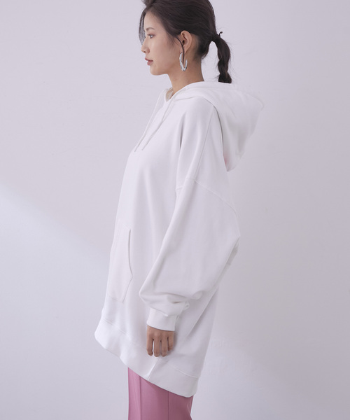 vis-`a-vis(ビサビ)の「【WEB限定】【J'aDoRe限定】【コラボ】ミチ&藍にいなバックプリントイラストパーカー(パーカー・レディース・ホワイト・FREE)」の9枚目の写真