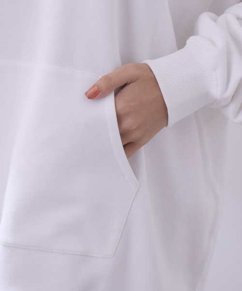 vis-`a-vis(ビサビ)の「【WEB限定】【J'aDoRe限定】【コラボ】ミチ&藍にいなバックプリントイラストパーカー(パーカー・レディース・ホワイト・FREE)」の14枚目の写真