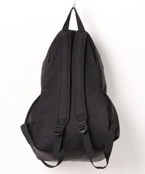 FOREVER 21（フォーエバー トゥエンティーワン）の「ギャザーポケットリュック（バックパック/リュック・レディース・ブラック/カーキ/グレー・FREE）」の20枚目の写真