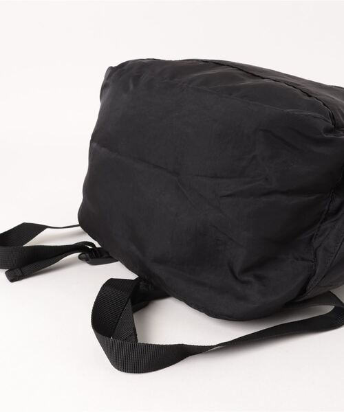 FOREVER 21（フォーエバー トゥエンティーワン）の「ギャザーポケットリュック（バックパック/リュック・レディース・ブラック/カーキ/グレー・FREE）」の21枚目の写真