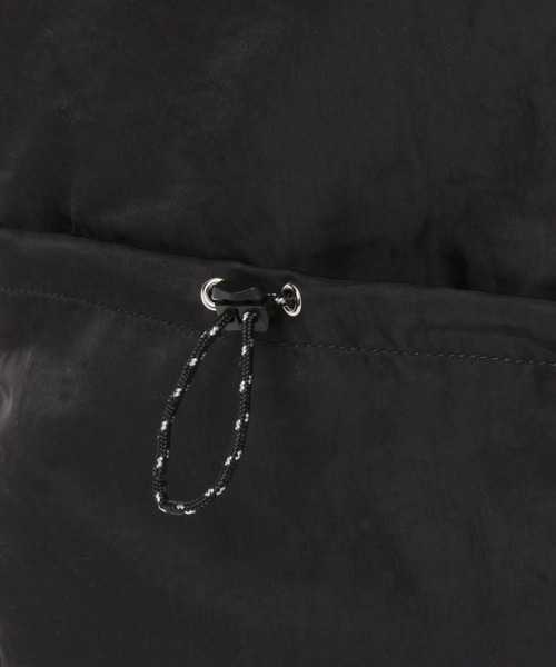 FOREVER 21（フォーエバー トゥエンティーワン）の「ギャザーポケットリュック（バックパック/リュック・レディース・ブラック/カーキ/グレー・FREE）」の9枚目の写真