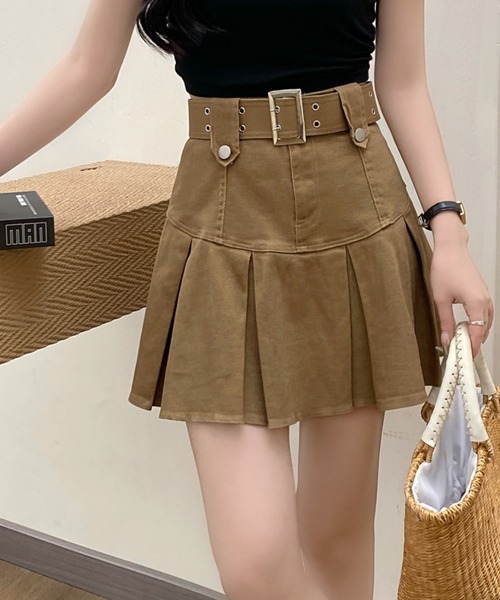 DIAVEL（ディアベル）の「ベルト付きプリーツミニスカート（スカート・レディース・ブラック/カーキ/ブラウン・S/M/L）」の10枚目の写真