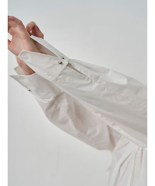 ELENDEEK（エレンディーク）の「ラグランスリーブシャツブラウス（シャツ/ブラウス・レディース・ブラック/オフホワイト・FREE）」の7枚目の写真