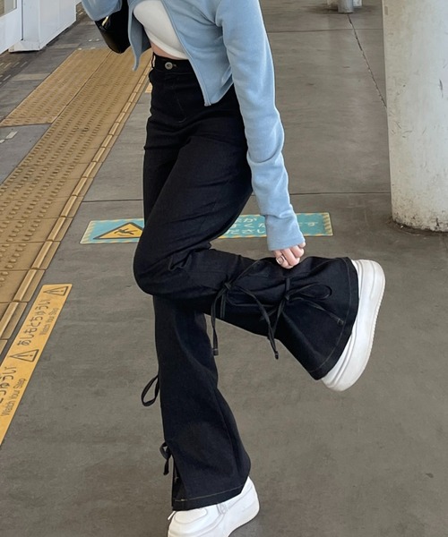 RiLi（リリ）の「サイドリボンデザインデニム【RL】（デニムパンツ・レディース・ブルー/ブラック・M/S）」の2枚目の写真