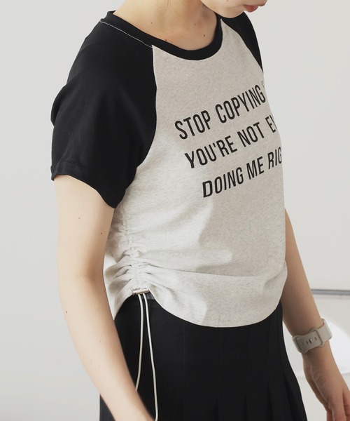 ROOPTOKYO(ループトウキョウ)の「サイドギャザーリンガー半袖Tシャツ(Tシャツ/カットソー・レディース・ブラック/ネイビー・FREE)」の7枚目の写真