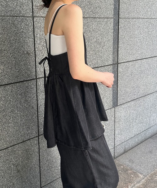 RANAN（ラナン）の「デニムキャミビスチェセットアップ（セットアップ・レディース・ブルー/ブラック・LL/M/L）」の6枚目の写真