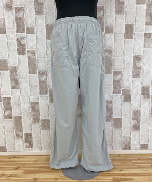 TopIsm（トップイズム）の「【2024】リップストップナイロン 無地 パラシュートパンツ（カーゴパンツ・メンズ・オリーブ/ブラック/ライトグレー/カーキ系・LL/L/M）」の9枚目の写真