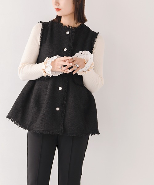 Fit more(フィットモア)の「【ZOZO限定商品】レースフレアスリーブリブニット(ニット/セーター・レディース・ピンク/アイボリー/ブラック/グレー・FREE)」の11枚目の写真